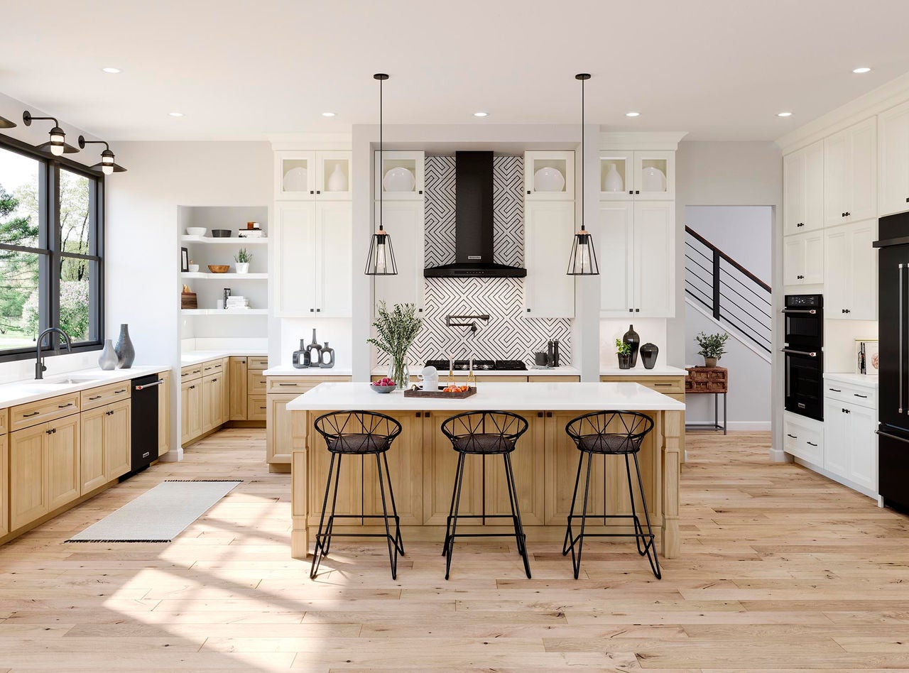 Maple Rye and Painted Linen Kitchen